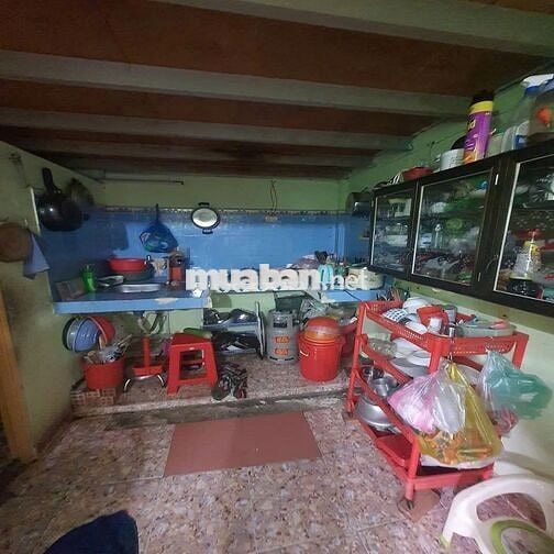 BÁN DÃY TRỌ NGAY THỊ TRẤN HÓC MÔN 120m2 GIÁ 880 TRIỆU