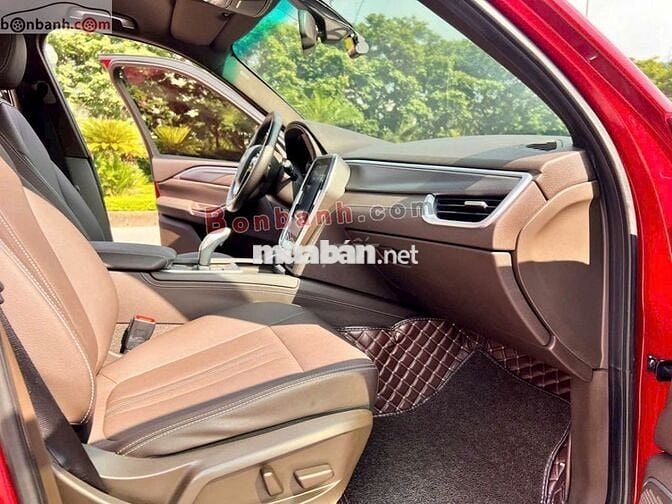 VinFast Lux SA 2.0 Plus 2.0 AT 2021