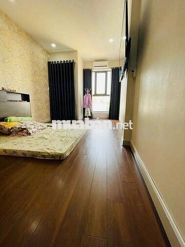 NHÀ ĐẸP Q4 - HẺM 4m- 40m2 - 5 TẦNG- KO QH- GIÁ 6 TỶ NHỈNH