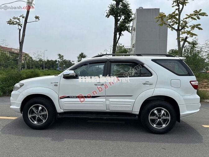 Fortuner TRD Sportivo 4x4 AT 2011