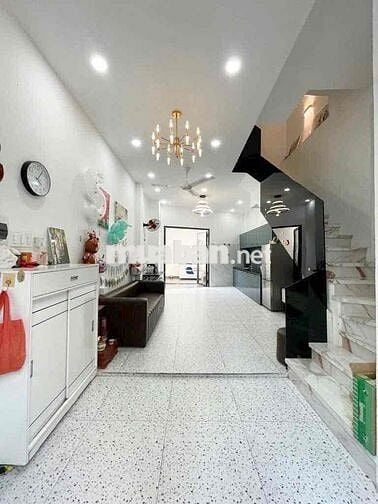 NHÀ MỚI ĐẸP - GẦN NGÃ TƯ BỐN XÃ, DT: 4m x 12m ( 48m²). Nhà 3 Tấm,