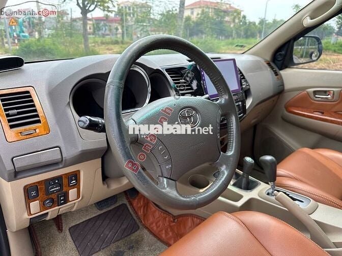 Toyota Fortuner TRD Sportivo 4x4 AT 2011