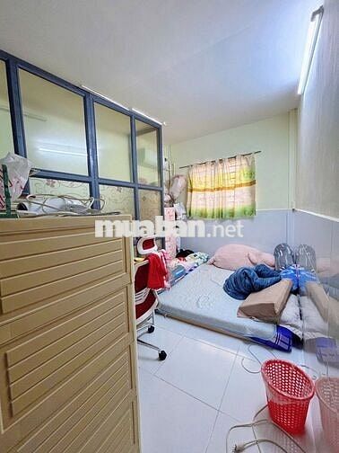 Bán nhà giáp Tên Lửa, 24m2, nhỉnh 2 tỷ