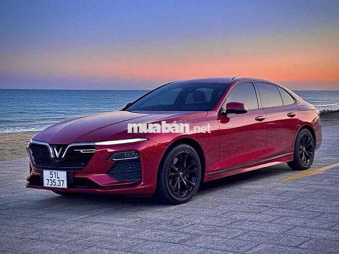 VinFast Lux A2.0 2022 A2.0 Tiêu chuẩn - 70000 km