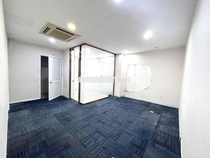 Chính chủ cho thuê mặt bằng kinh doanh 200m2 phố Cầu Giấy