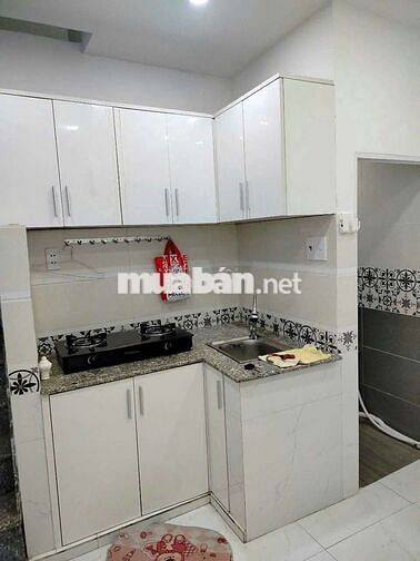 Cho thuê nhà 2pn 2wc Thích Quảng Đức p4 Phú Nhuận