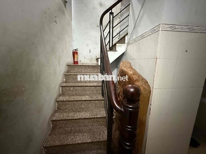 Nhà mặt tiền Hàn Thuyên giá rẻ nhất khu 2 mặt tiền