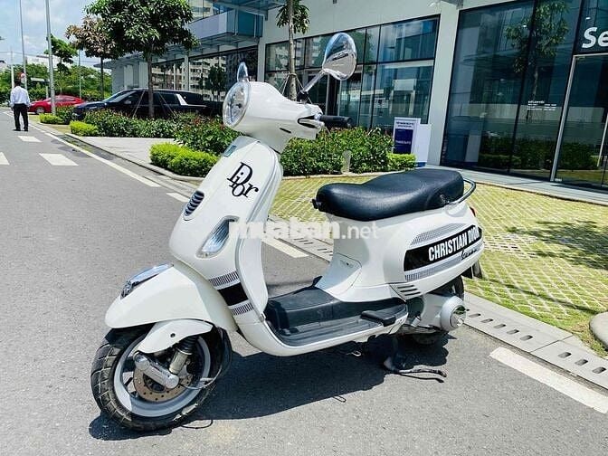 THANH LÝ XE VESPA FI CHÍNH CHỦ