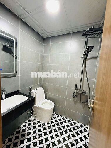 TẦNG 8- 70M - TÂY NAM LINH ĐÀM TẦNG 8- 70M - TÂY NAM LINH ĐÀM