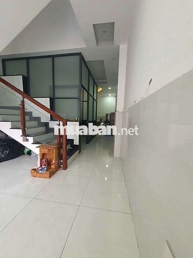 BÁN NHÀ 2 TẦNG, HXH THÔNG ĐƯỜNG 49 HBC, THỦ ĐỨC, 3 PN, GIÁ 5,2 TỶ TL.
