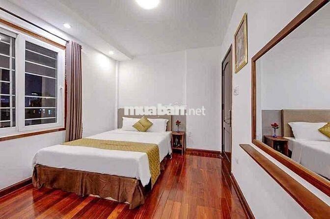 Cho thuê toà khách sạn 6 tầng Bạch Đằng gần chợ Hàn