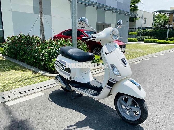THANH LÝ XE VESPA FI CHÍNH CHỦ