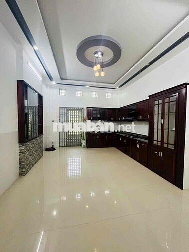 Nhà 4 phòng full nội thất KDC Hưng Phú 1