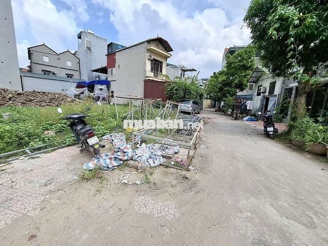 BÁN ĐẤT VIEW HỒ ĐẦM TRANH 52m² ÔTÔ TRÁNH VỈA HÈ RỘNG GIÁ CHỈ HƠN 7 TỶ