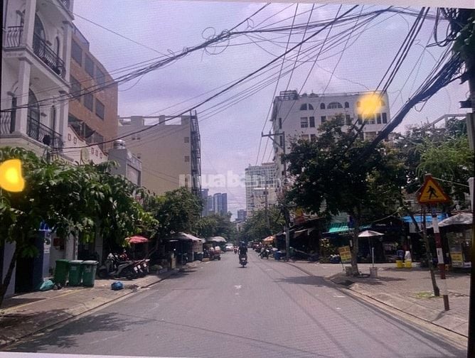 Bán nhà 233m2 ngang 16m dài 15m giá rẻ 18,5 đồng 