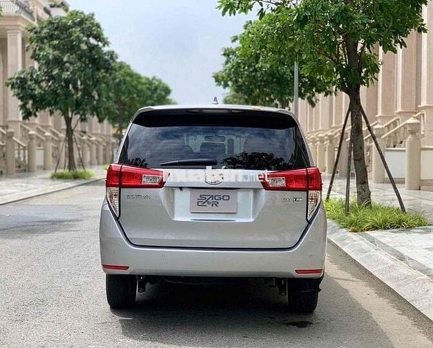 Toyota Innova 2024 E 2.0 MT - 55000 km