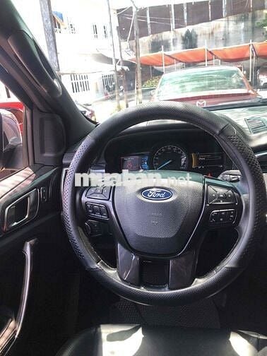 Ford Everest 2020 Titanium  AT 4x2 - 300tr nhận xe