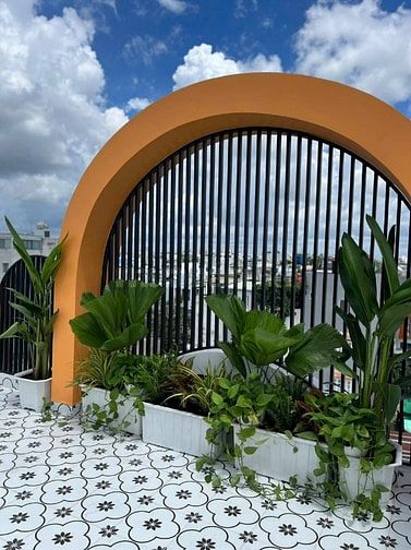 Nhà hẻm ô tô Thành Thái Q10 80m², 4 tầng, cho thuê 52tr/tháng, 4.55 tỷ