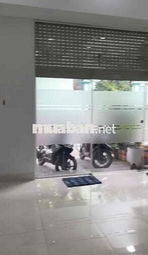 bán nhà hẽm 76 Đường lê văn phan 5,5m *11m