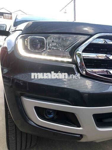 Ford Everest 2020 Titanium  AT 4x2 - 300tr nhận xe