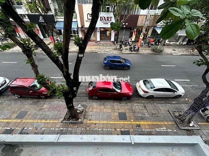 Cho Thuê Nhà Mặt Tiền Trần Phú – 4 Tầng - Trung Tâm Hải Châu