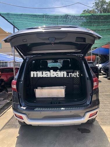 Ford Everest 2020 Titanium  AT 4x2 - 300tr nhận xe