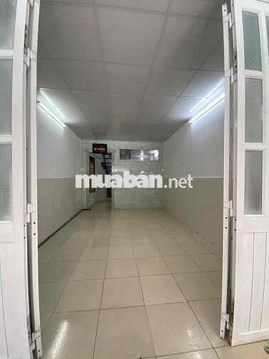 Nhà Nguyễn Hữu Cảnh - 2 phút đến quận 1 - phù hợp gia đình 4 người/ SV