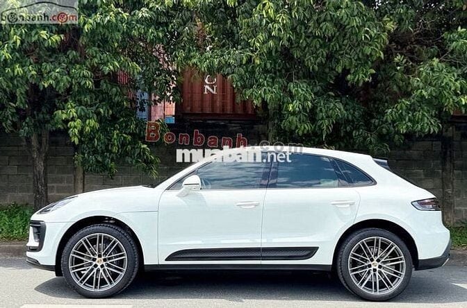 Porsche Macan 2.0 2024 - 3 Tỷ 490 Triệu