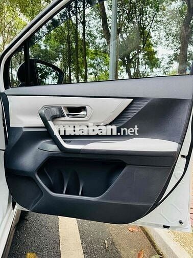 Toyota Veloz Cross 2022 CVT - (Xe Gia Đình 100%)