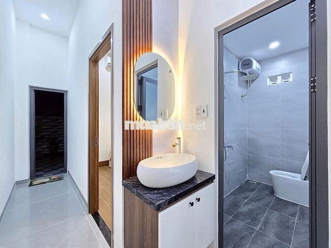 Cực hiểm,nhà Ngọc THuỵ,45M, 5 tầng thang máy,ngõ thông,full NT.Giá