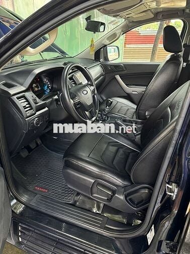Bán Ford Ranger XLS dk 2023 số sàn màu đen mua mới
