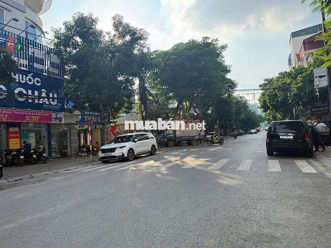 CẦN BÁN ĐẤT MẶT PHỐ TRẠM LONG BIÊN HÀ NỘI.