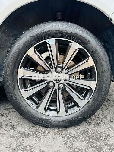 Toyota Veloz Cross 2022 CVT - (Xe Gia Đình 100%)