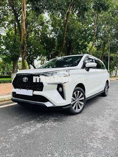 Toyota Veloz Cross 2022 CVT - (Xe Gia Đình 100%)