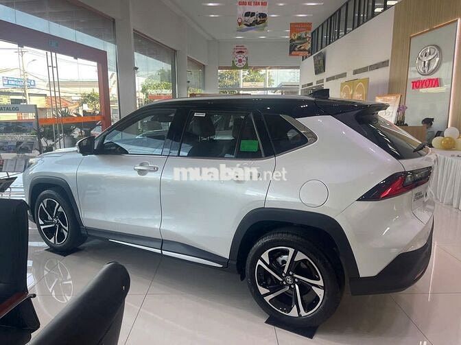 Toyota Yaris Cross TẶNG 100% TRƯỚC BẠ