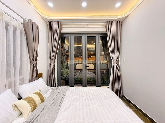⭐️Nhà 1 lầu tuyệt đẹp CAO CẤP hẻm sau lưng Mặt tiền Trương Đăng Quế, P