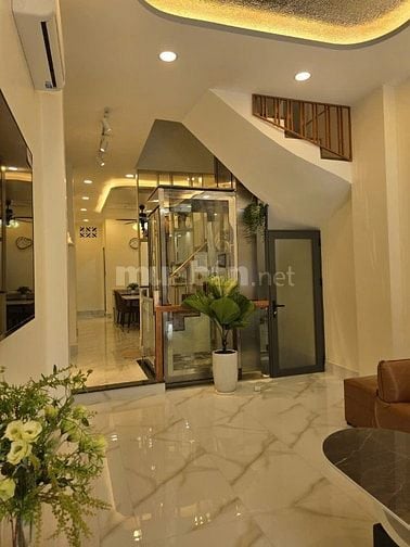 NHÀ MỚI ĐẸP, THANG MÁY, TRỆT, 3 LẦU, 60m2, 13.9 TỶ