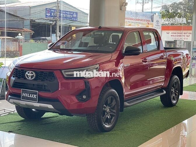 Toyota Hilux 2025 2.4L 4x2 AT