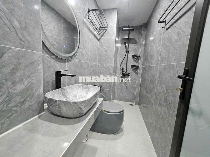 Cực hiểm,nhà Ngọc THuỵ,45M, 5 tầng thang máy,ngõ thông,full NT.Giá