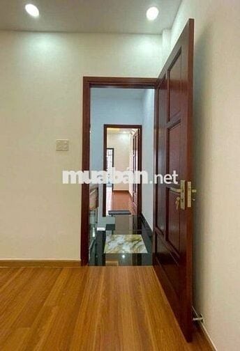 Cho thuê nhà HXH 456/3A Cao Thắng thông ra Lê Hồng Phong, P12, Quận 10