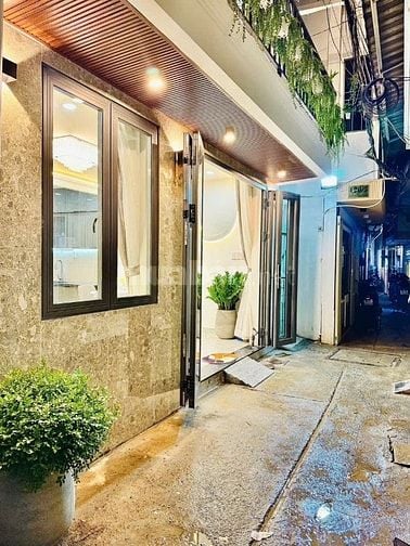 ⭐️Nhà 1 lầu tuyệt đẹp CAO CẤP hẻm sau lưng Mặt tiền Trương Đăng Quế, P