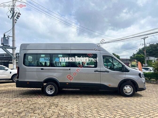 Ford Transit Premium+ 2025 - 1 Tỷ 91 Triệu