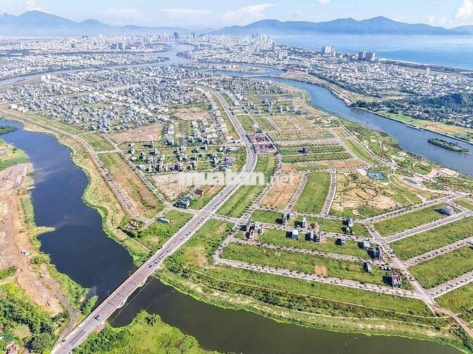 Chuyển nhượng lô góc diện tích khủng gần 500m2 ngay Đầm Sen