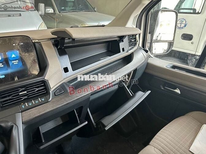 Ford Transit Premium+ 2025 - 1 Tỷ 91 Triệu