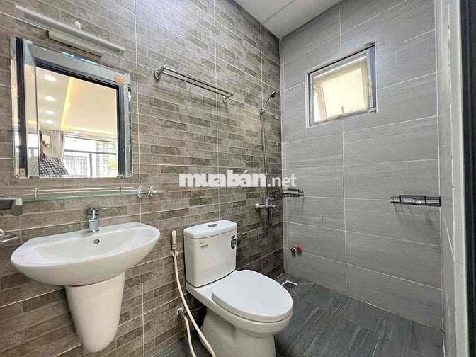 Thuê ngay studio 35m2 ban công Nguyễn Văn Đậu gần Chợ Bà Chiểu