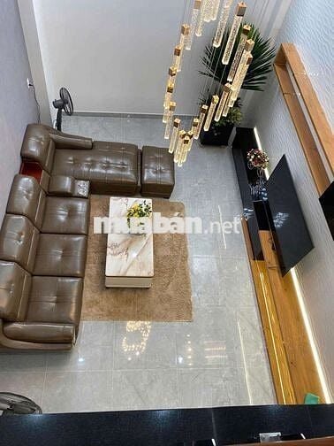 Cho thuê nhà phố cao cấp, 4pn5wc, hẻm xe tải, Phạm Văn Chiêu p8 Gò vấp