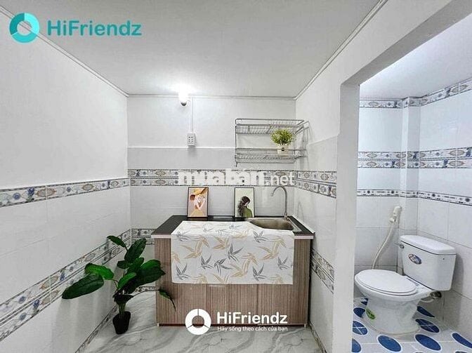 PHÒNG MỚI HOT SẴN MÁY LẠNH - CẦU THANG HỘP NGAY ĐẦM SEN, ĐH VĂN HIẾN