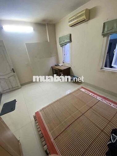 Cho thuê phòng Bát Khối- LB giá rẻ 2,3tr với 22m2