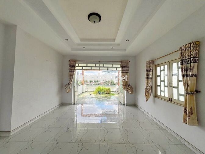 NGANG 8M - CHO THUÊ MTKD VIEW SÔNG TRẦN XUÂN SOẠN QUẬN 7