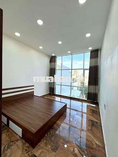 STUDIO CỬA SỔ LỚN FULL NỘI THẤT NGAY BÌNH THẠNH